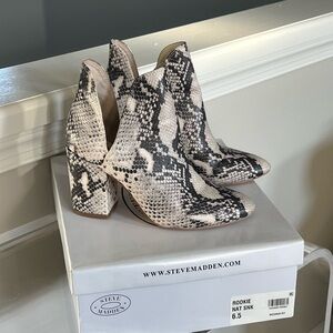 Steve Madden snakeskin booties; size 6.5